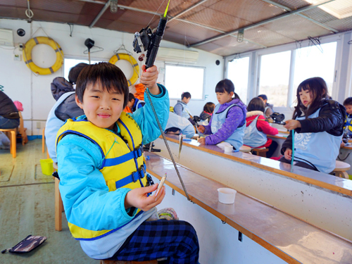 ワカサギ釣り3 ワカサギ釣り3